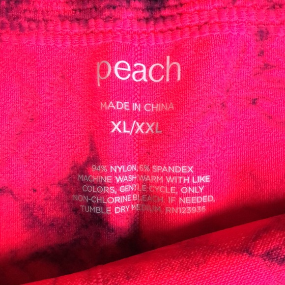 Peach capri leggings - Picture 3 of 3